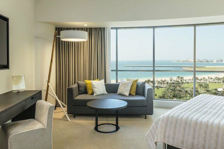 Hotel Le Royal Meridien Beach Resort And Spa