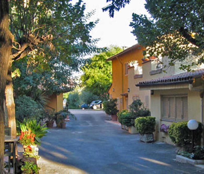 Hotel Orto Di Roma