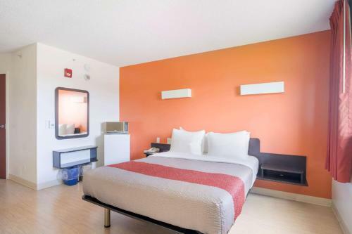 Motel 6 Kingston Ontario