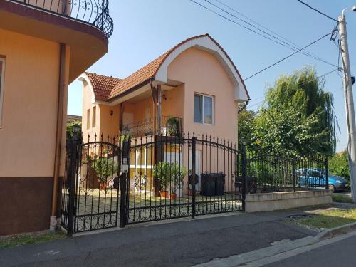 Hostal Pensiunea Phoenix
