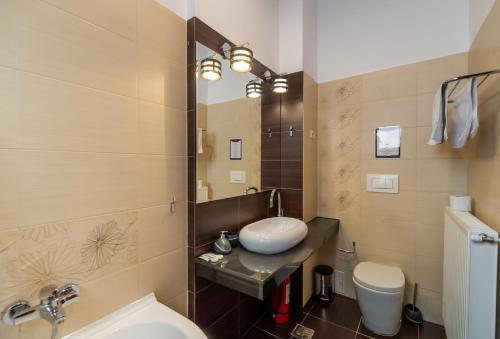 Select City Center Apartments