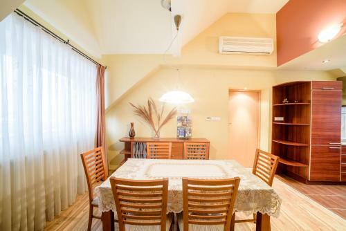 Park Apartment