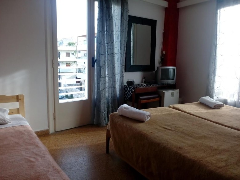 Pasiphae Hotel
