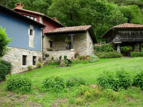Agroturismo Casas Rurales El Corberu