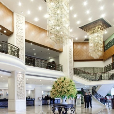 Rosedale Hotel And Suites