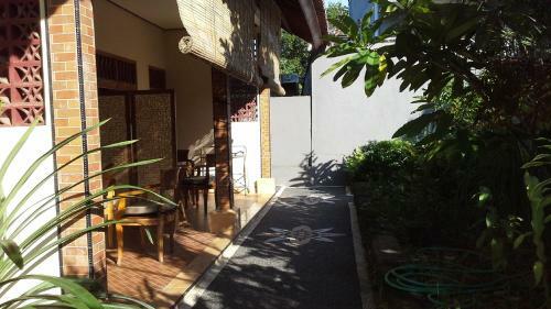 Hostal Jimbaran Home Stay Bali