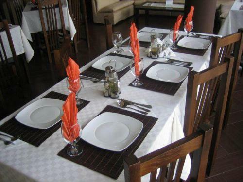 Hostal Pensiunea Oficial