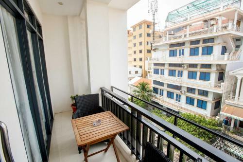 St. 288 Hotel & Apartment