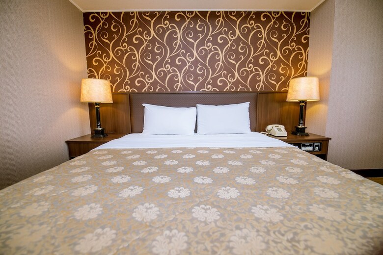 Hamilton Hotel