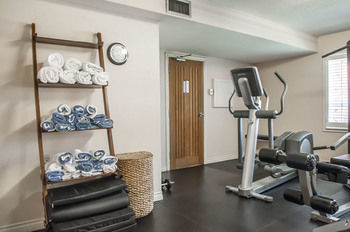 Hotel Quality Inn Airport West