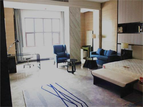 Baotou West Lake Hotel