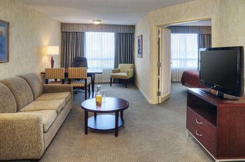 Hotel Quality Suites Toronto Airport
