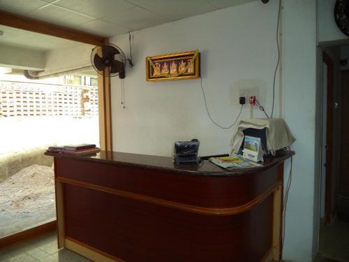 Hostal Samrat Guest House