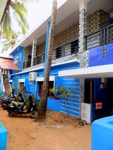 Hostal Romaldo Guest House