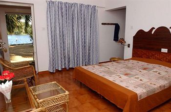 Hotel Beach And Lake Ayurvedic Resort