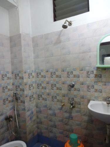 Lodge Hotel Satkar