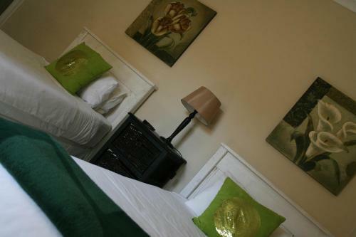Hostal Goulden Street Guest House