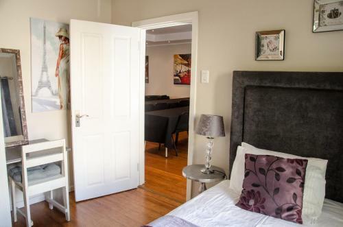 Hostal Goulden Street Guest House