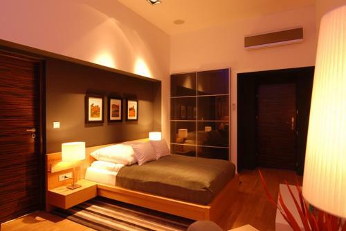 Qiu Hotel Rooms