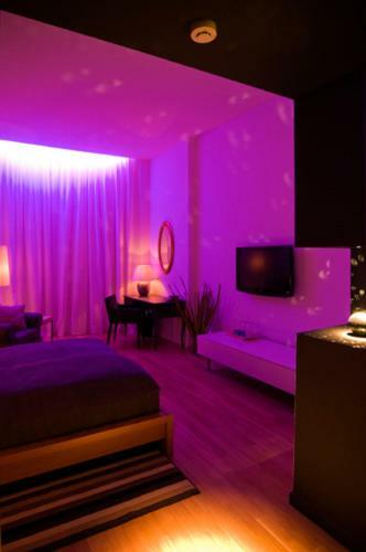 Qiu Hotel Rooms
