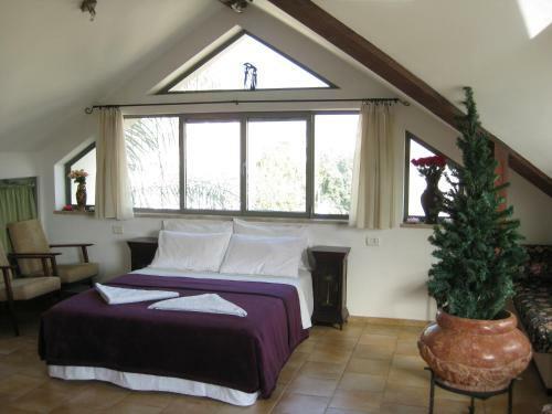 Hostal Dekel Guesthouse