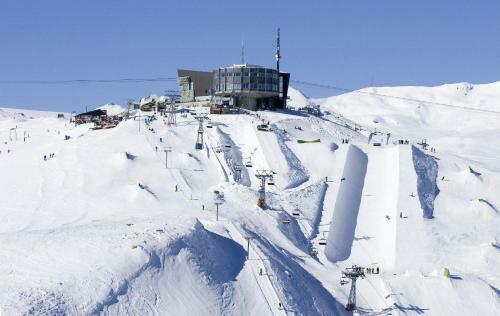 Albergue Snowfun Boardercamp Laax