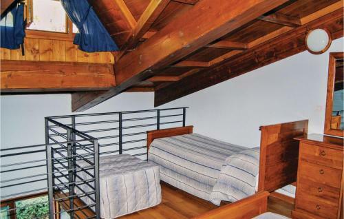 Apt. 5 II