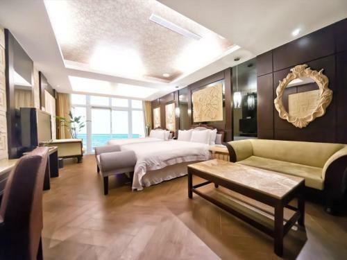 Hotel White House Beach Resort