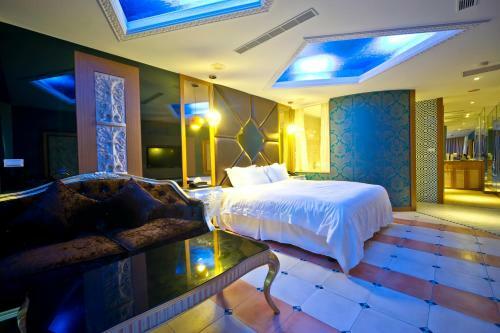 Hotel White House Beach Resort