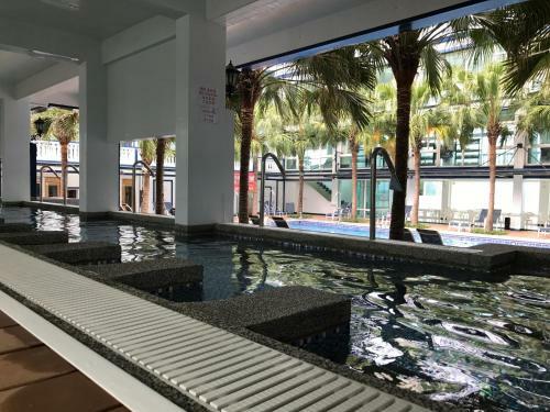 Hotel White House Beach Resort