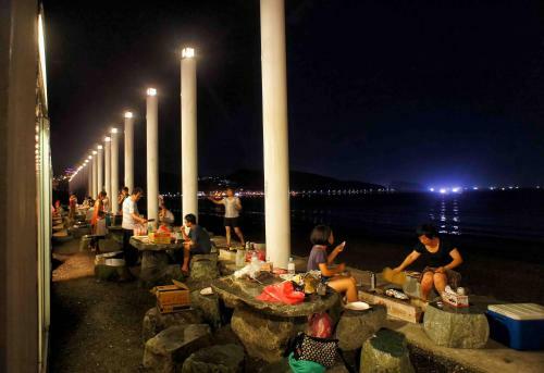 Hotel White House Beach Resort