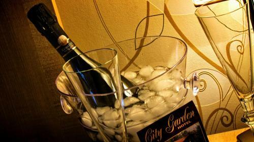 City Garden Hotel