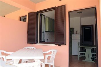 Aparthotel Baia Dei Canonici