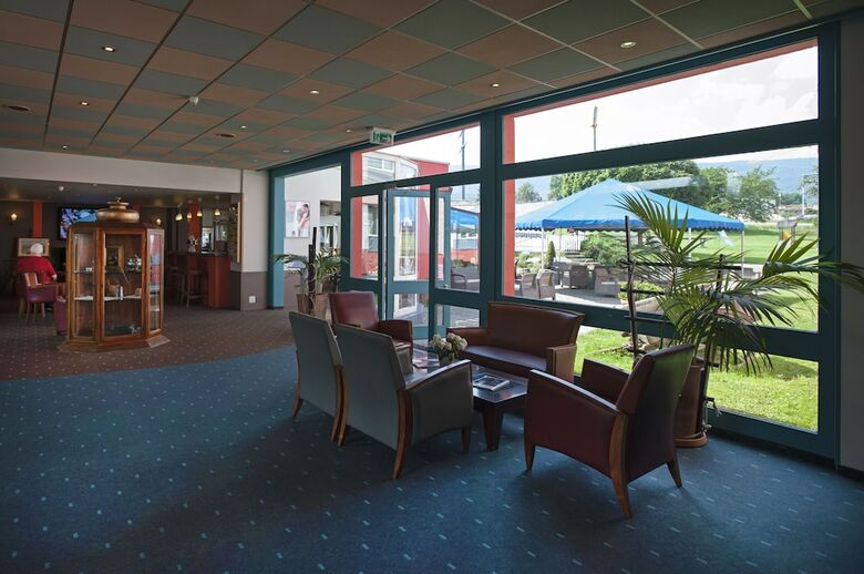 Hotel Ibis 3 Lacs Neuch�tel
