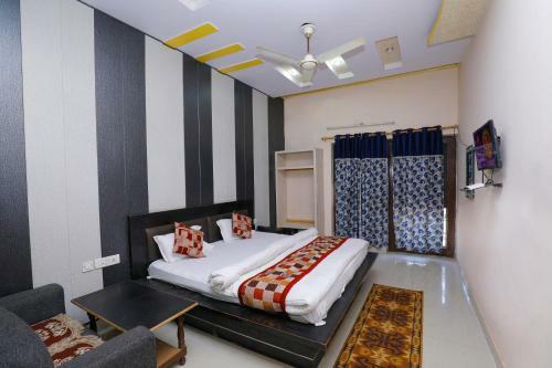 Hotel New Bakshi House