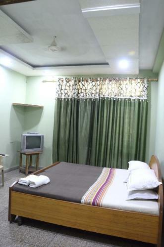 Hotel New Bakshi House