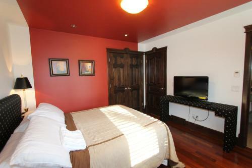 Hostal Westmount River Inn
