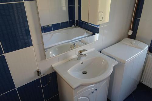 Hostal Pensiunea Arkoudaki