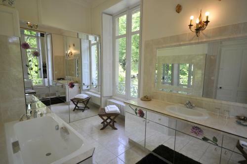 Hostal Ch�teau Bouvet Ladubay