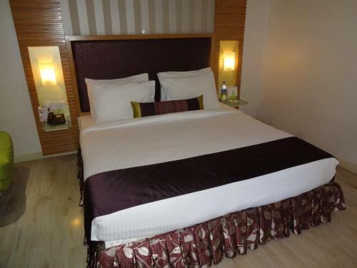 The Purple Leaf Hotels