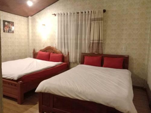 Authentic Family Homestay