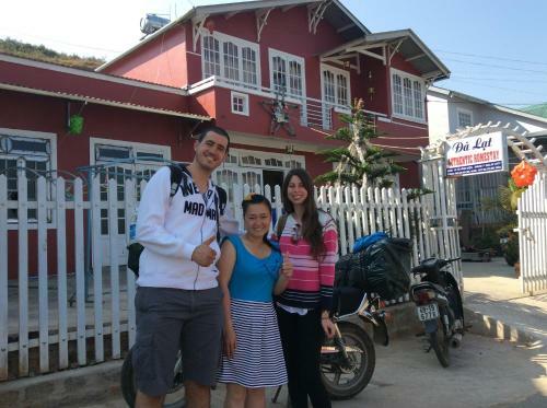 Authentic Family Homestay