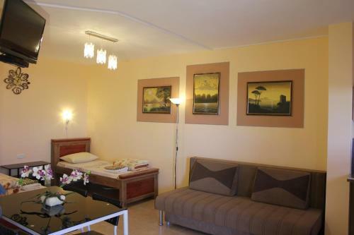 Hostal Dead Sea Club Guest House