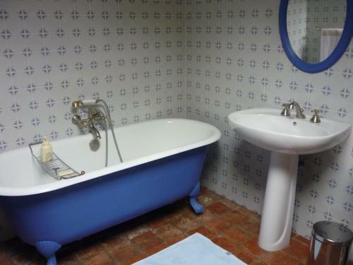 Hostal Guesthouse Logis Du Ranquinet