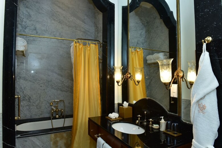 Hotel Taj Falaknuma Palace