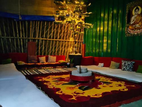 Hotel Rishikesh Sadan A Yoga & Spritual Retreat