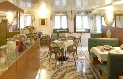 Hotel Antica Casa Carettoni