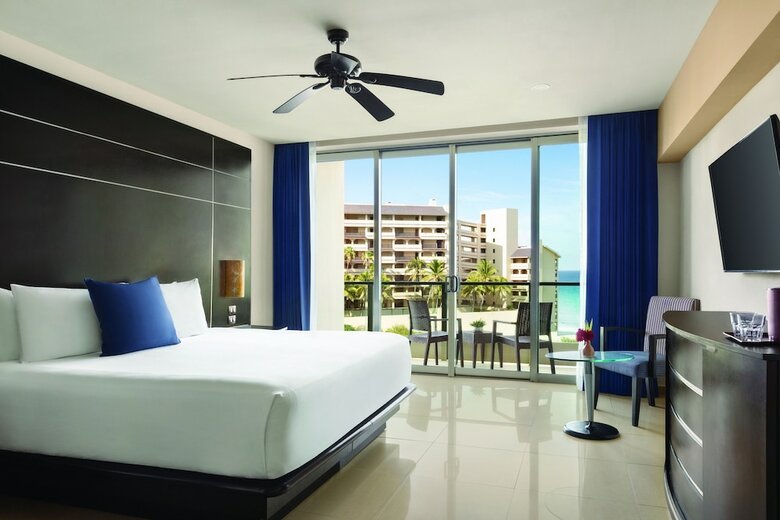 Hotel Seadust Cancun Family Resort