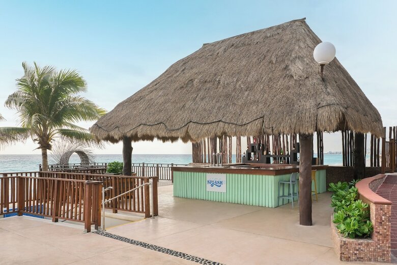 Hotel Seadust Cancun Family Resort