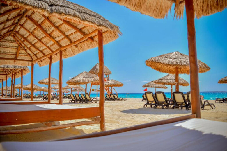 Hotel Emporio Cancun